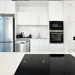 By The Bay Villa,3 Br/pool Willa *