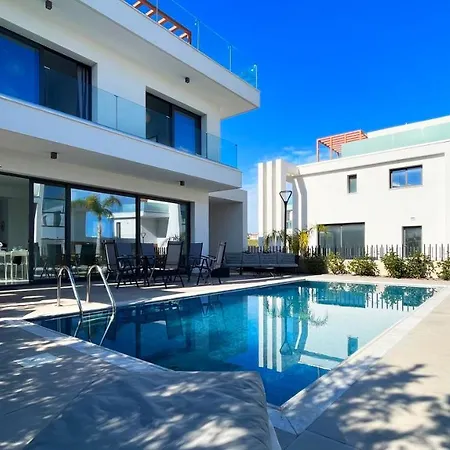 By The Bay Villa,3 Br/pool Βίλα *