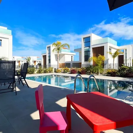 Villa By The Bay Villa,3 Br/pool