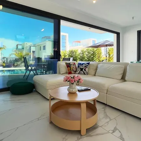 By The Bay Villa,3 Br/pool Protaras