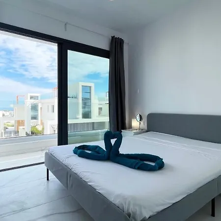 By The Bay Villa,3 Br/pool