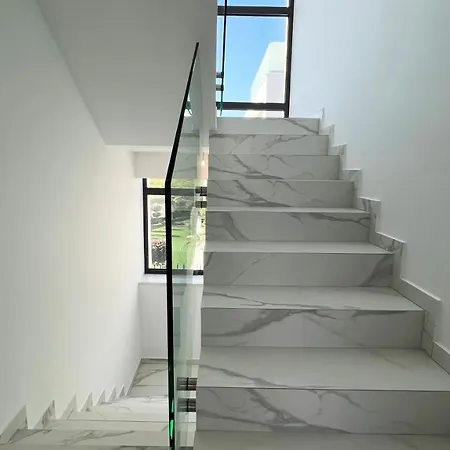 By The Bay Villa,3 Br/pool Villa *