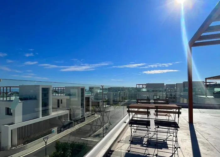 By The Bay Villa,3 Br/pool *