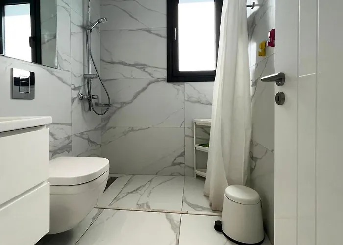 By The Bay Villa,3 Br/pool *