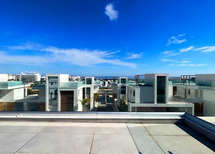 By The Bay Villa,3 Br/pool ヴィラ プロタラス